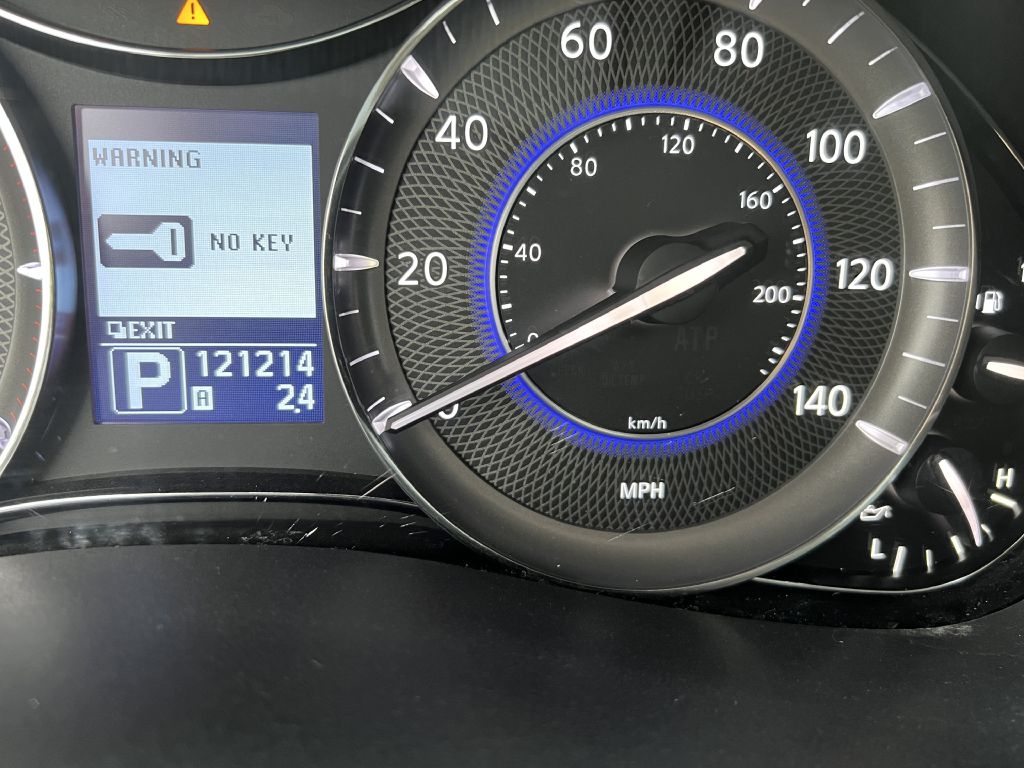 Photo 17 of this INFINITI QX56