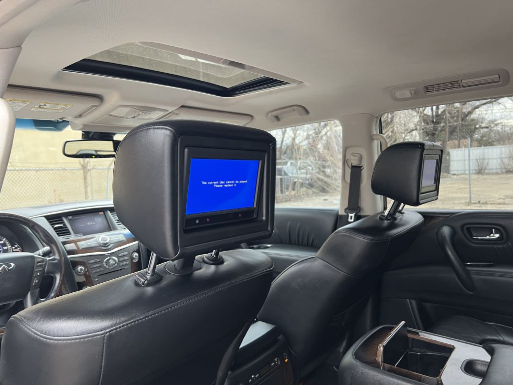 Photo 22 of this INFINITI QX56