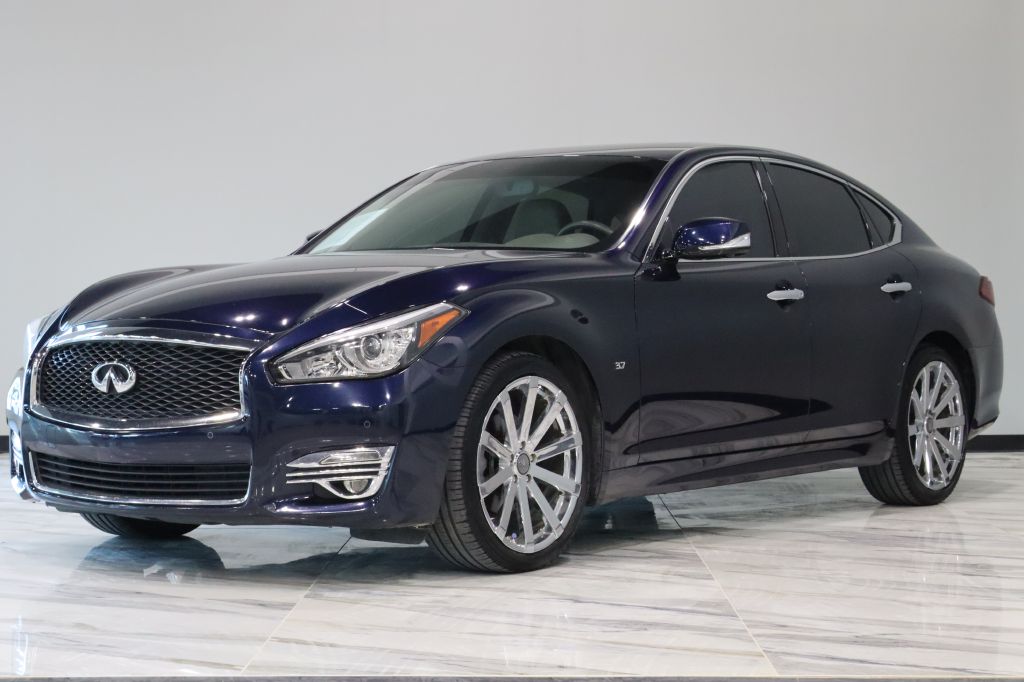 INFINITI Q70 2019 INFINITI Q70 JN1BY1AP1KM505112