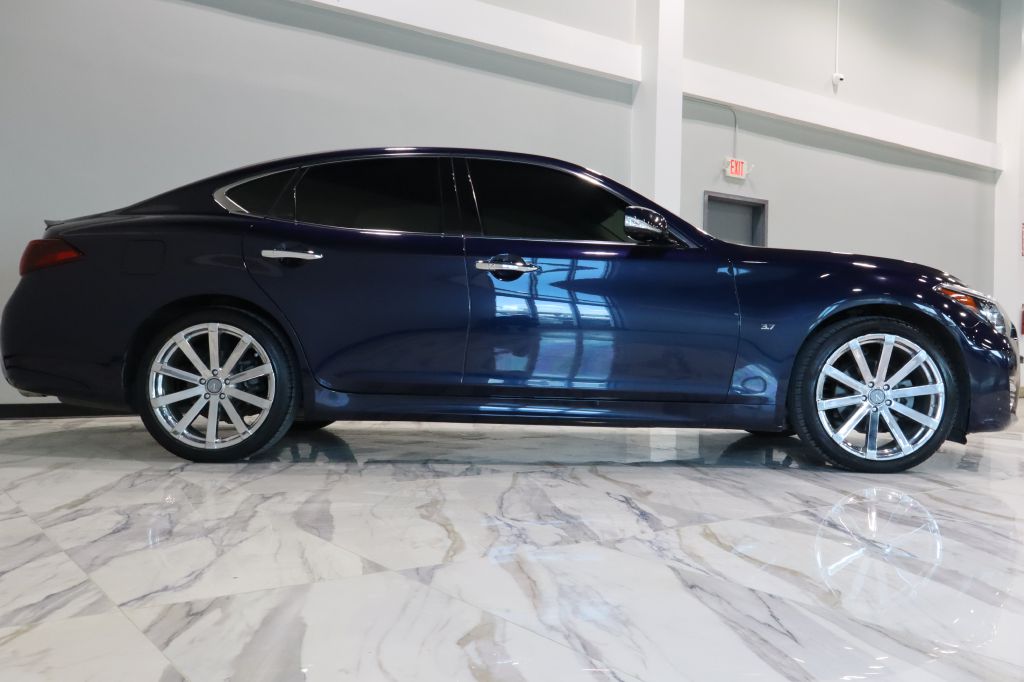INFINITI Q70 2019 INFINITI Q70 JN1BY1AP1KM505112