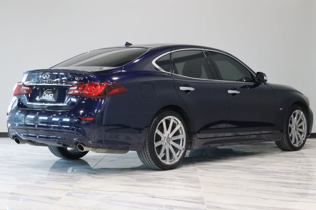 INFINITI Q70 2019 INFINITI Q70 JN1BY1AP1KM505112