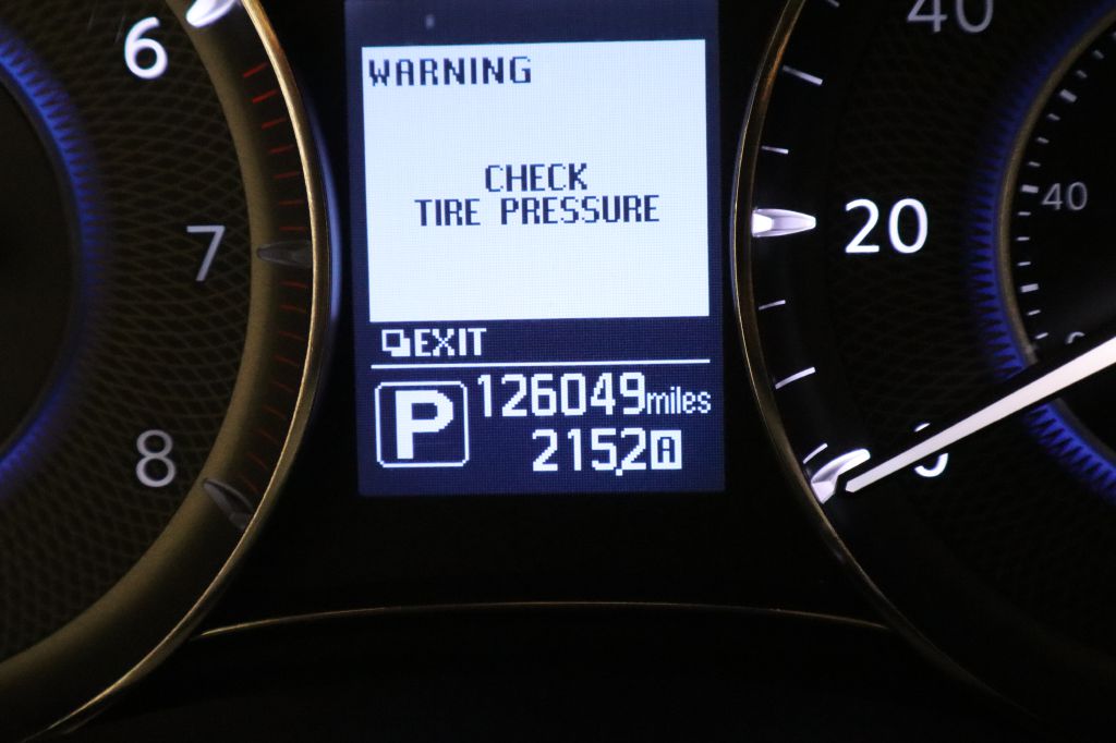 Photo 16 of this INFINITI QX80