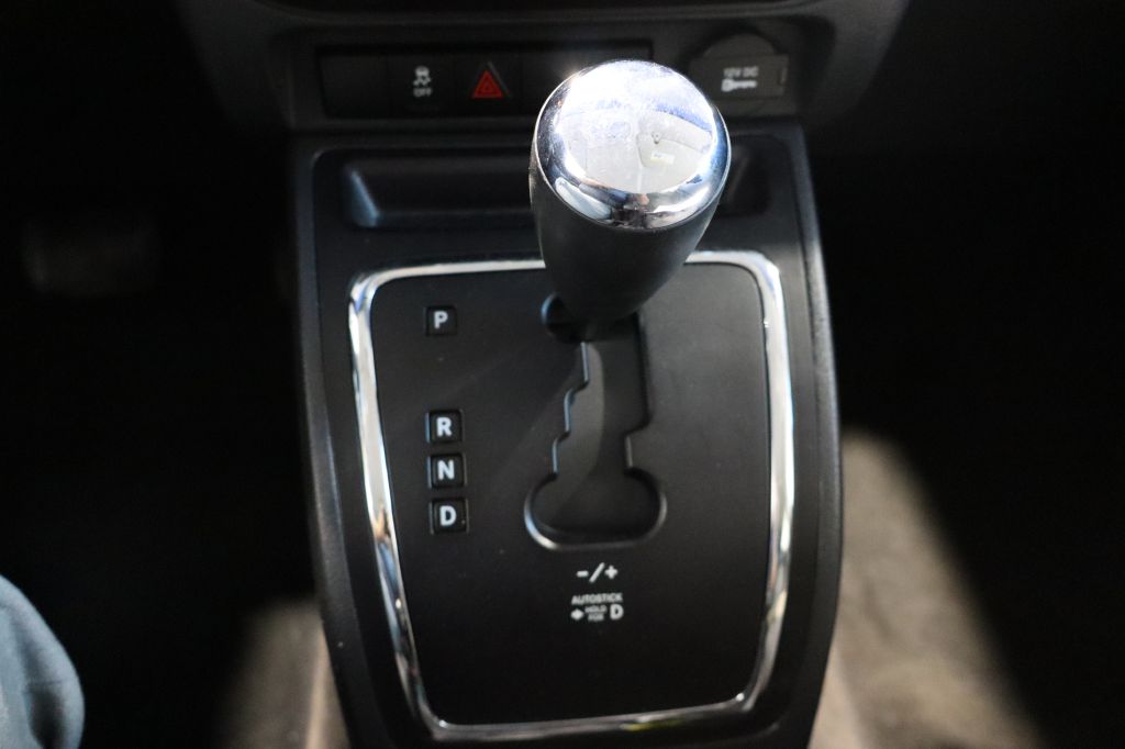 Photo 29 of this JEEP COMPASS