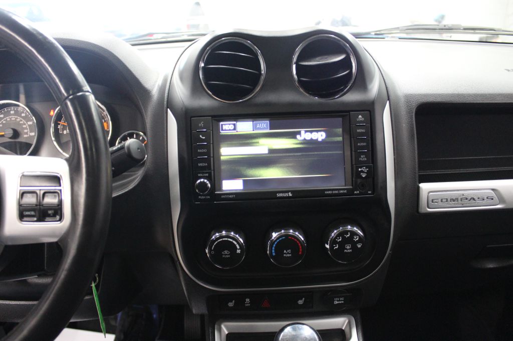 Photo 14 of this JEEP COMPASS
