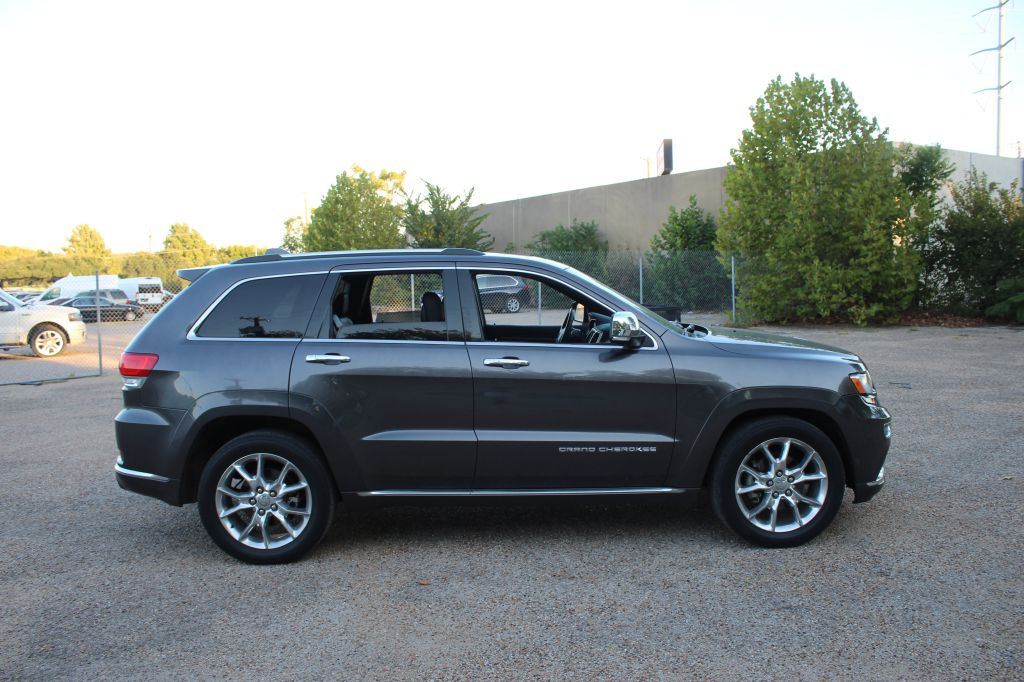 Photo 4 of this JEEP GRAND CHEROKEE