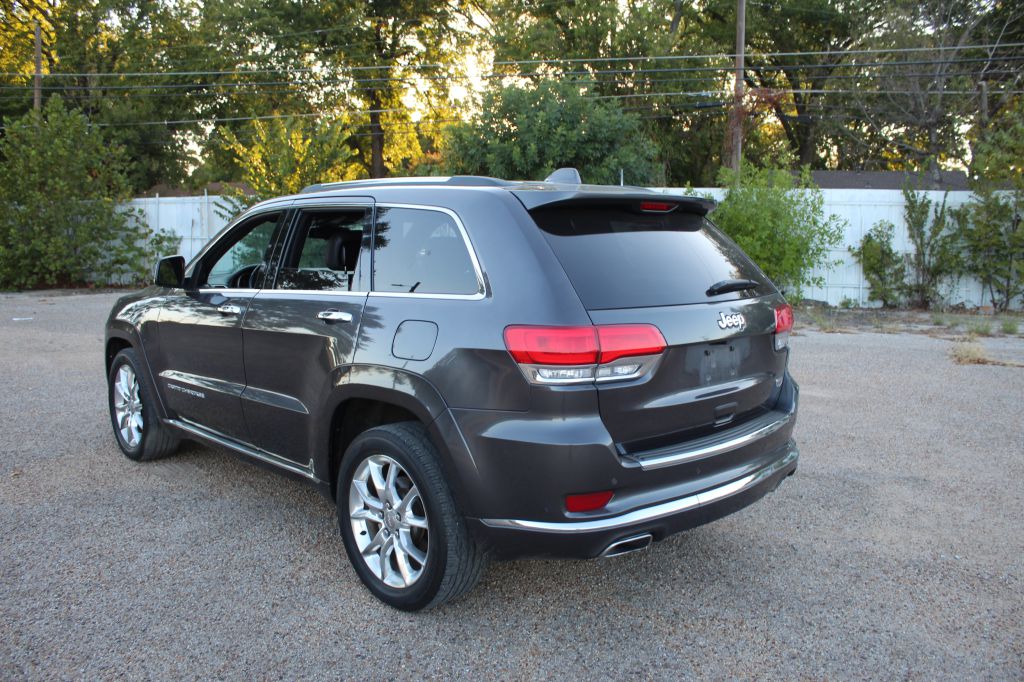 Photo 7 of this JEEP GRAND CHEROKEE