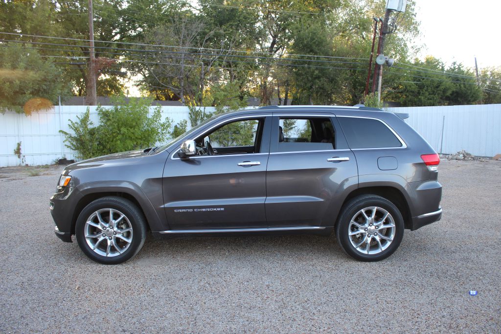 Photo 8 of this JEEP GRAND CHEROKEE