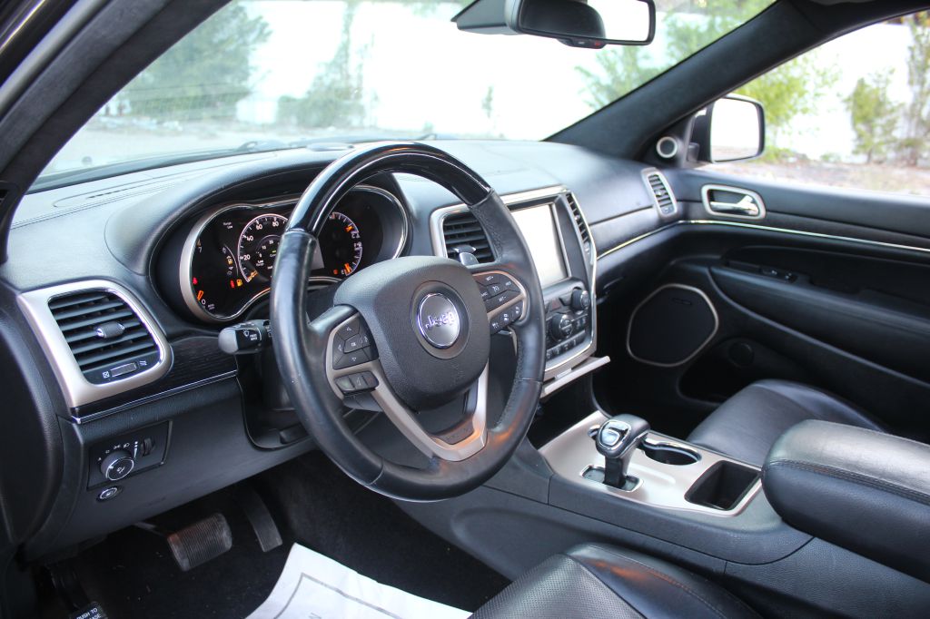 Photo 23 of this JEEP GRAND CHEROKEE