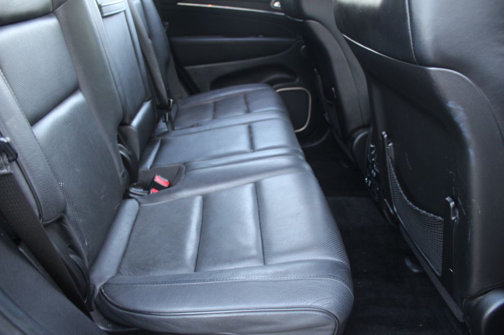 Photo 34 of this JEEP GRAND CHEROKEE
