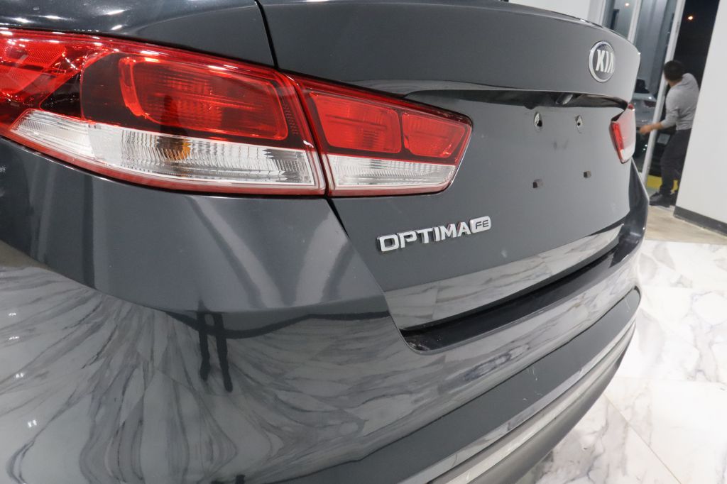 Photo 15 of this KIA OPTIMA
