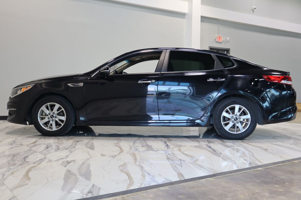 Photo 9 of this KIA OPTIMA