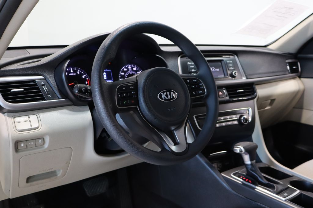 Photo 12 of this KIA OPTIMA