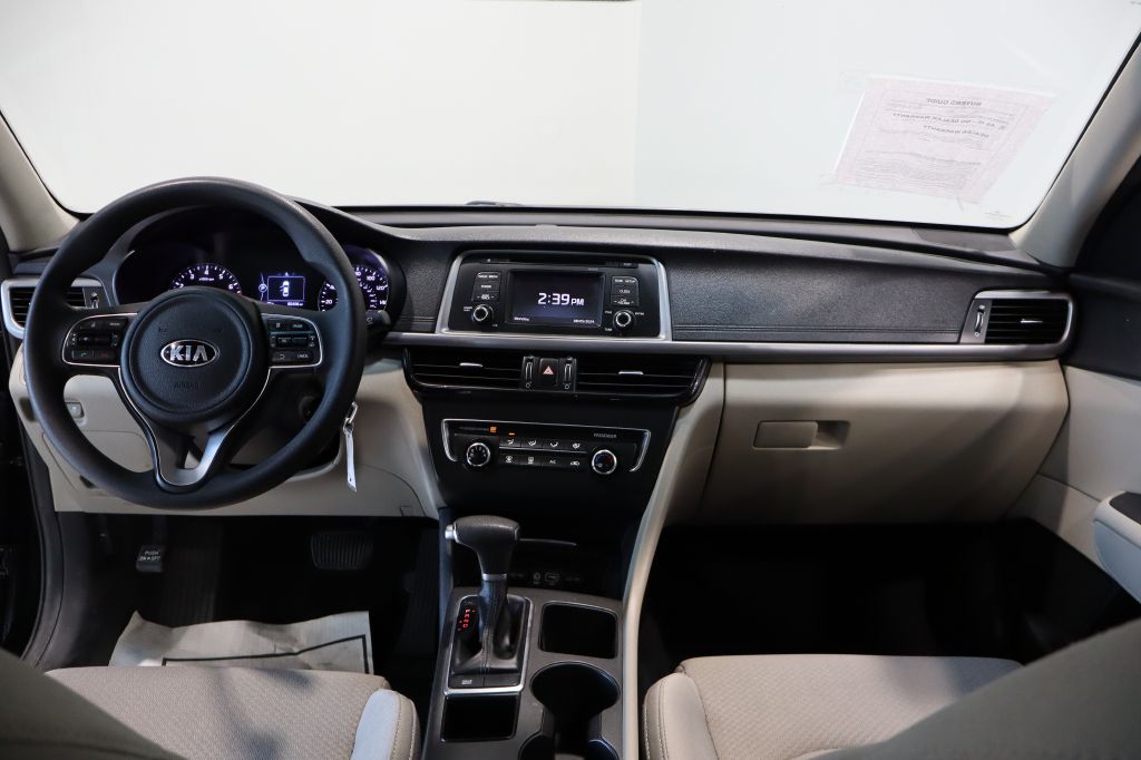 Photo 13 of this KIA OPTIMA