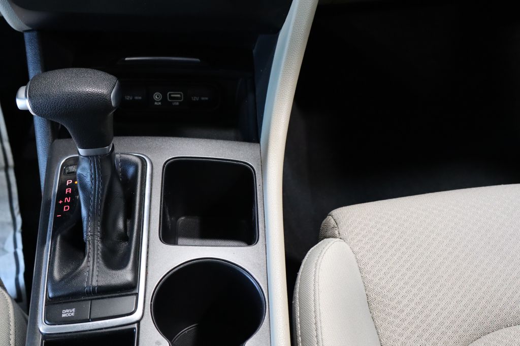 Photo 15 of this KIA OPTIMA