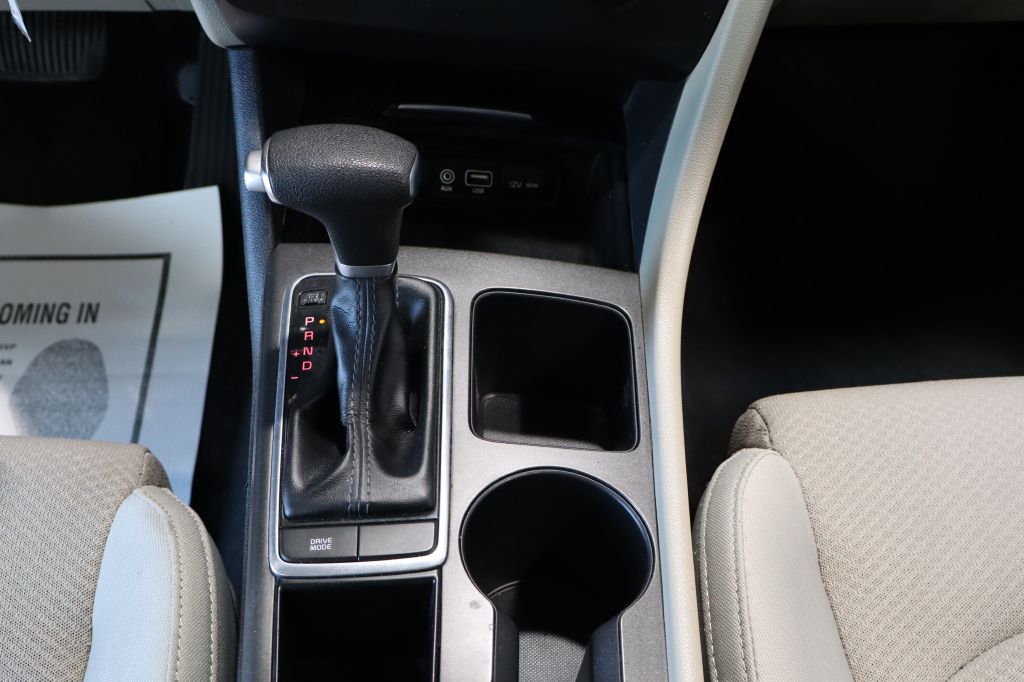 Photo 16 of this KIA OPTIMA