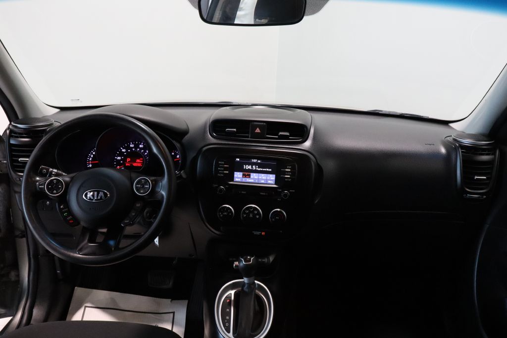 Photo 11 of this KIA SOUL