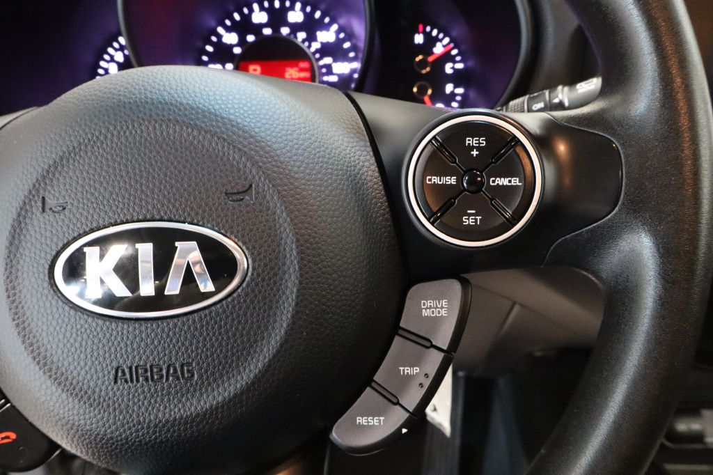 Photo 16 of this KIA SOUL