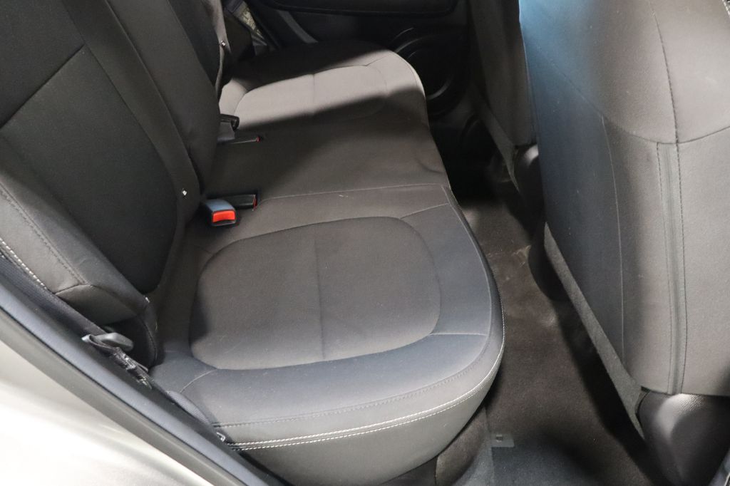 Photo 27 of this KIA SOUL