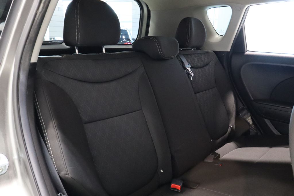 Photo 28 of this KIA SOUL