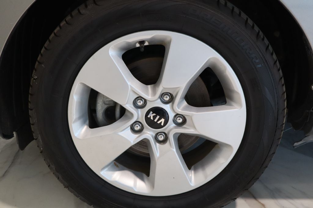 Photo 29 of this KIA SOUL