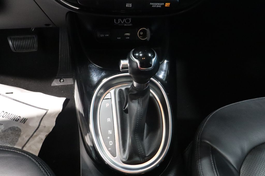Photo 17 of this KIA SOUL