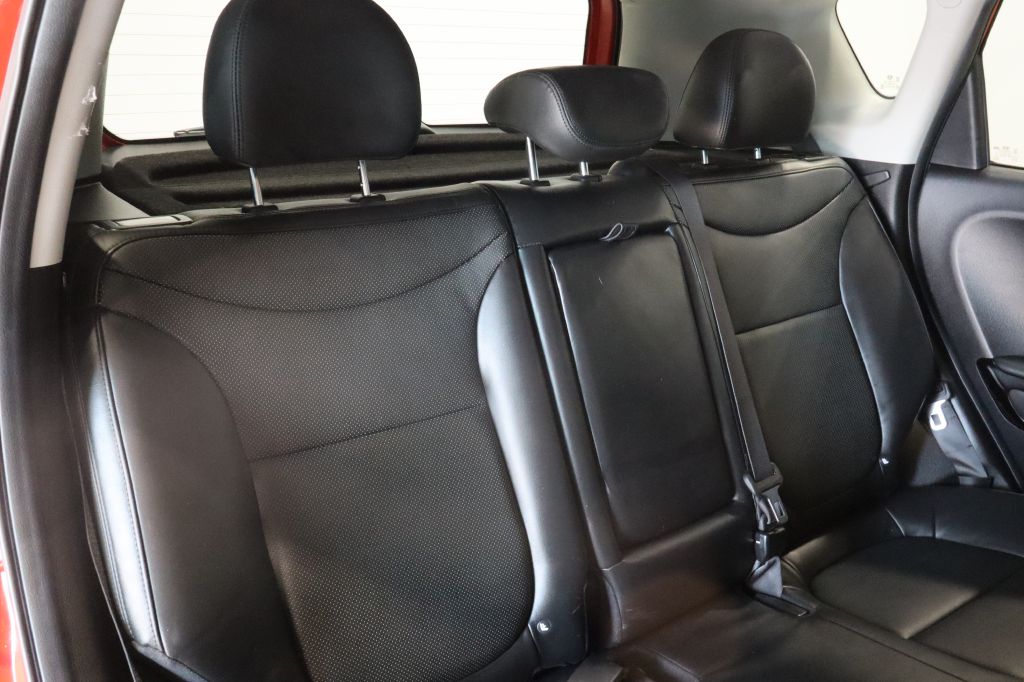 Photo 25 of this KIA SOUL