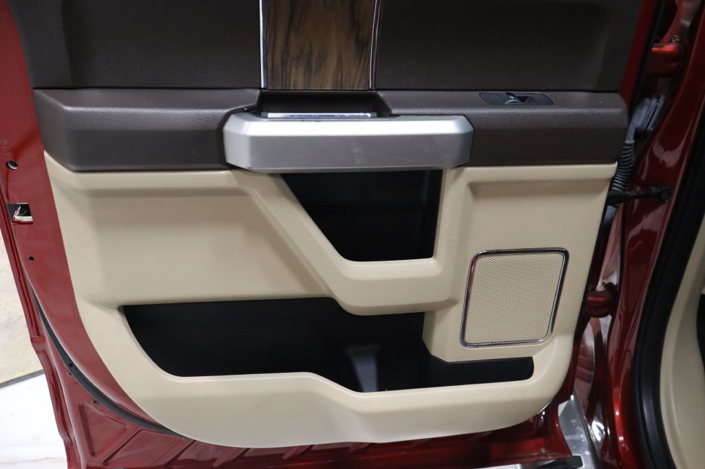 Photo 15 of this FORD F150