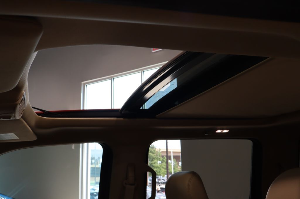 Photo 30 of this FORD F150