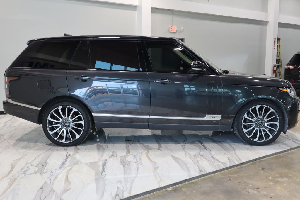 Photo 4 of this LAND ROVER RANGE ROVER