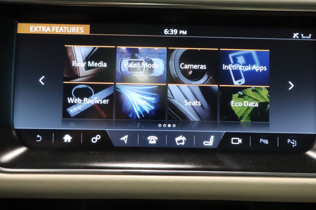 Photo 36 of this LAND ROVER RANGE ROVER
