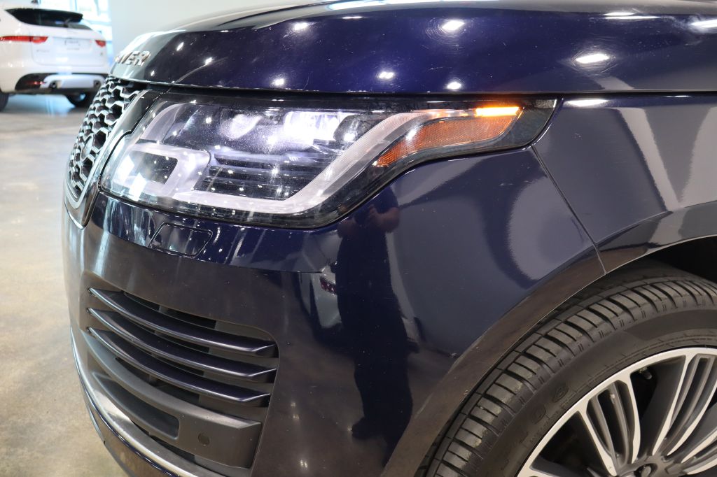 Photo 9 of this LAND ROVER RANGE ROVER