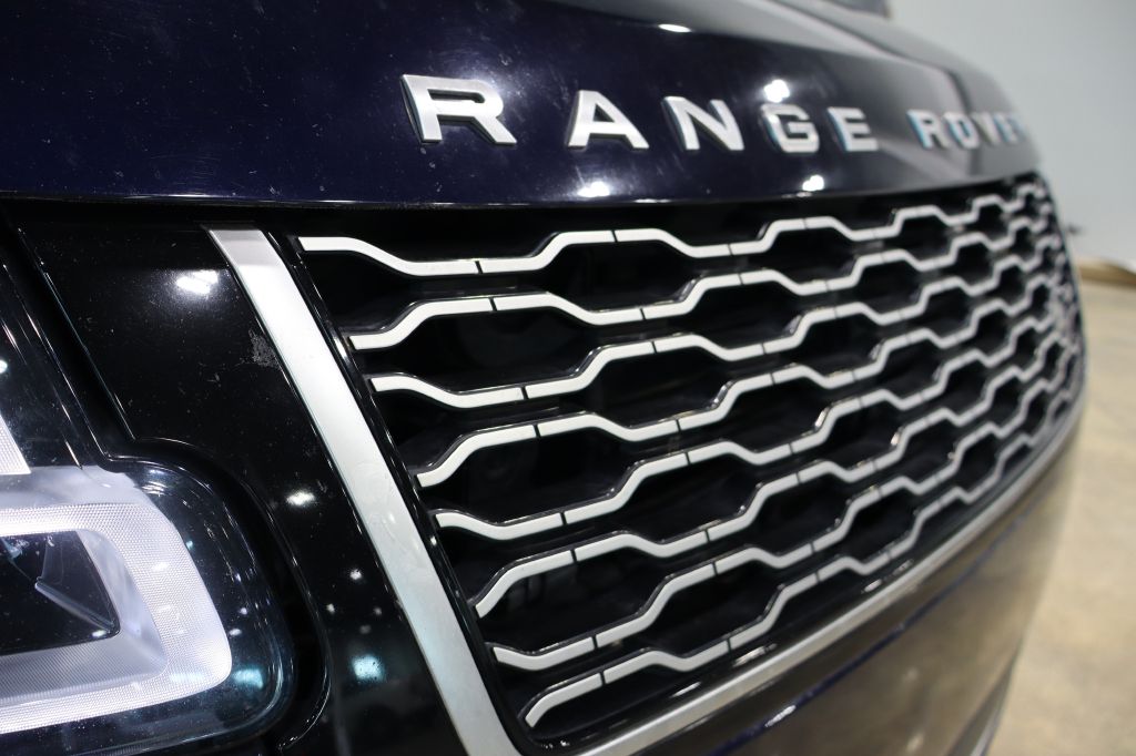 Photo 11 of this LAND ROVER RANGE ROVER