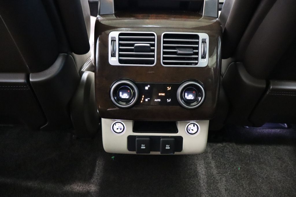Photo 65 of this LAND ROVER RANGE ROVER