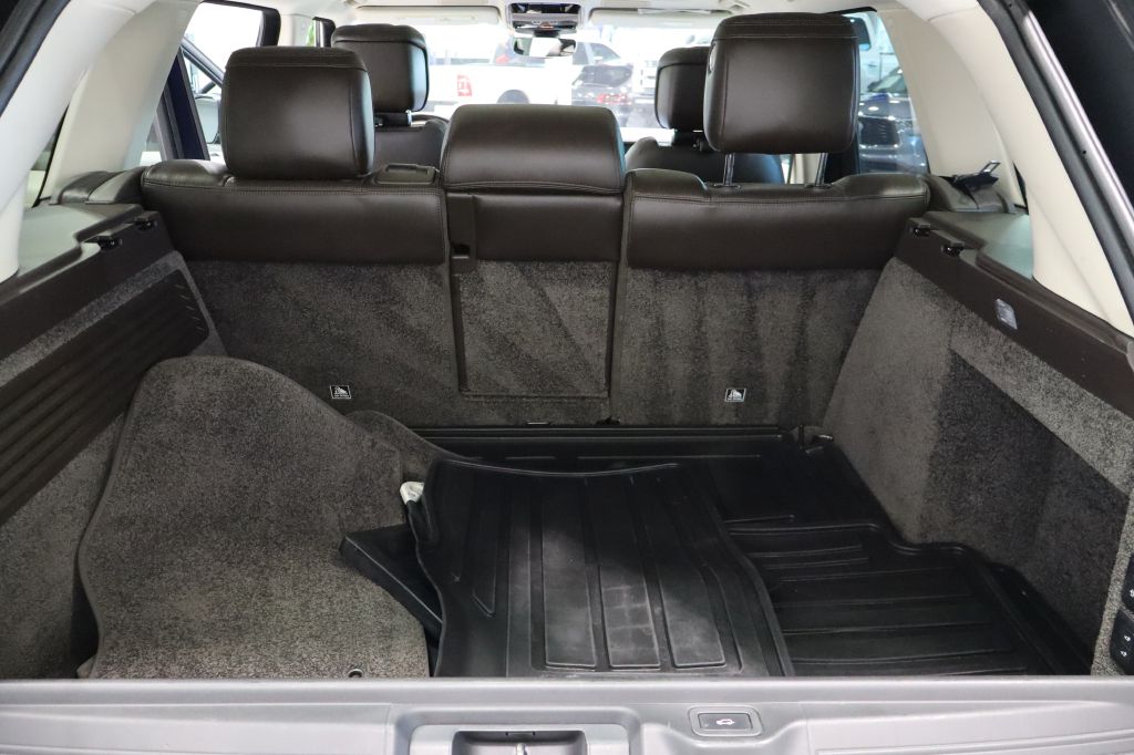 Photo 67 of this LAND ROVER RANGE ROVER
