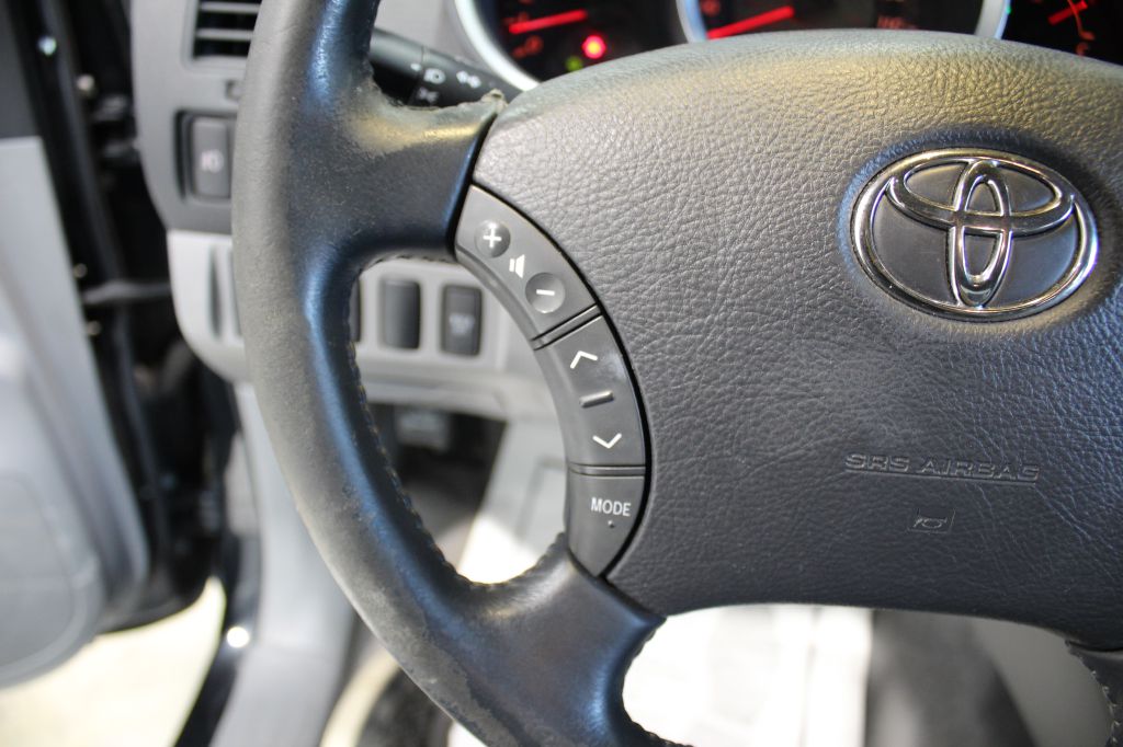 Photo 14 of this TOYOTA TACOMA
