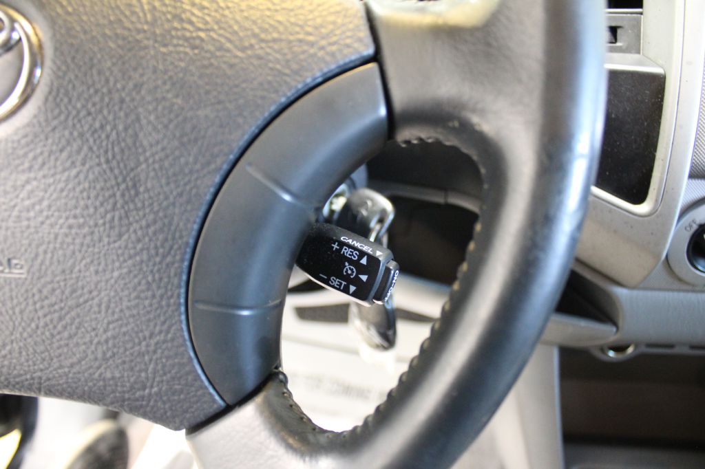 Photo 15 of this TOYOTA TACOMA