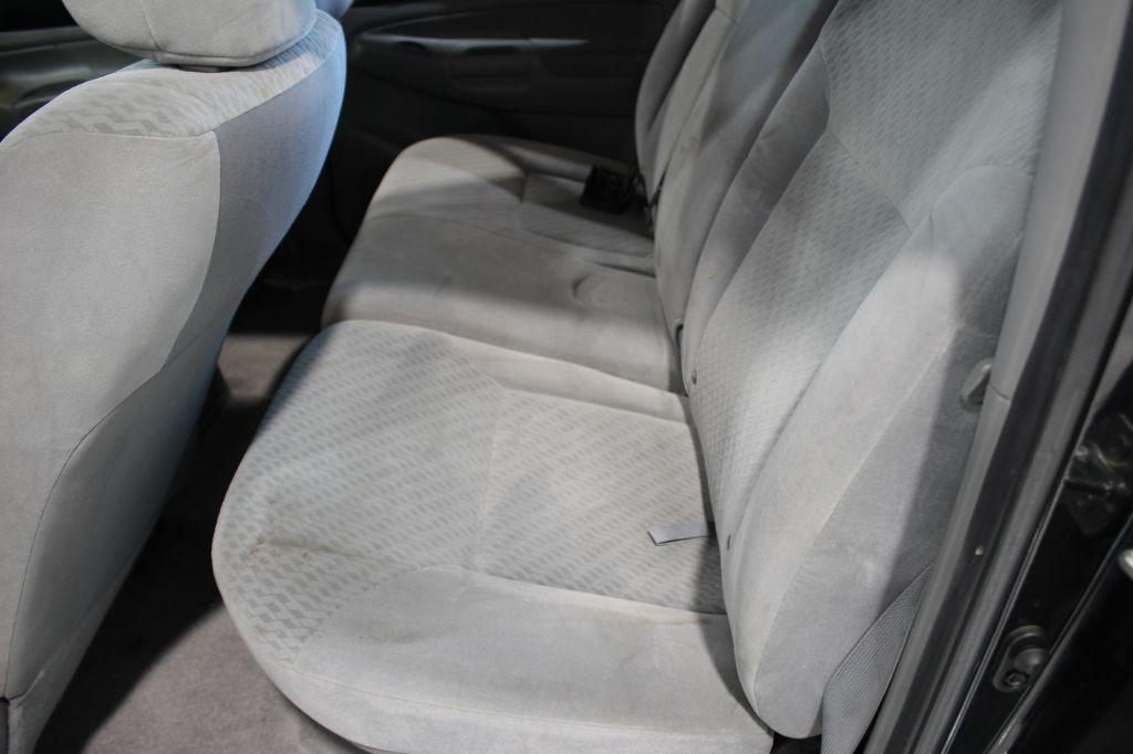 Photo 23 of this TOYOTA TACOMA