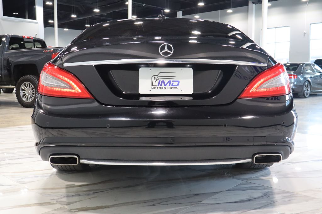Photo 8 of this MERCEDES-BENZ CLS