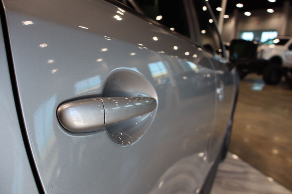 Photo 12 of this MAZDA CX-5