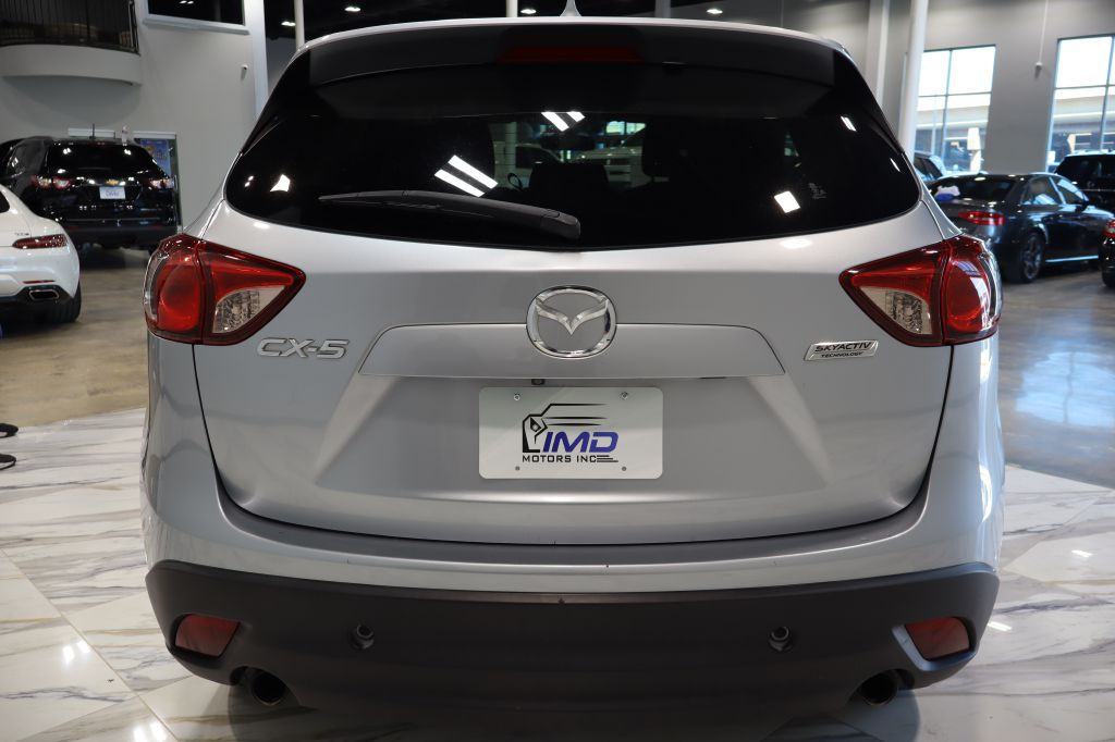 Photo 19 of this MAZDA CX-5