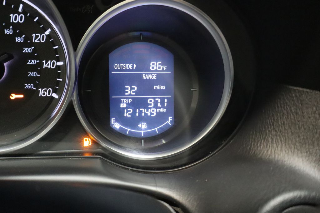 Photo 28 of this MAZDA CX-5