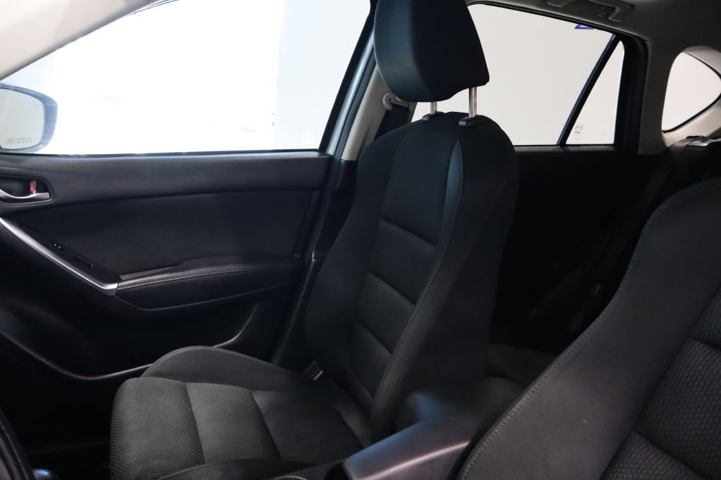 Photo 40 of this MAZDA CX-5