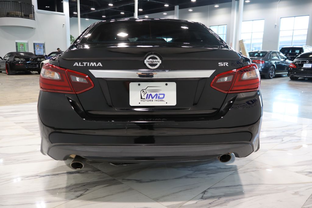 Photo 5 of this NISSAN ALTIMA