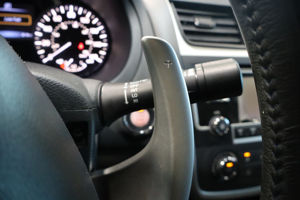 Photo 24 of this NISSAN ALTIMA