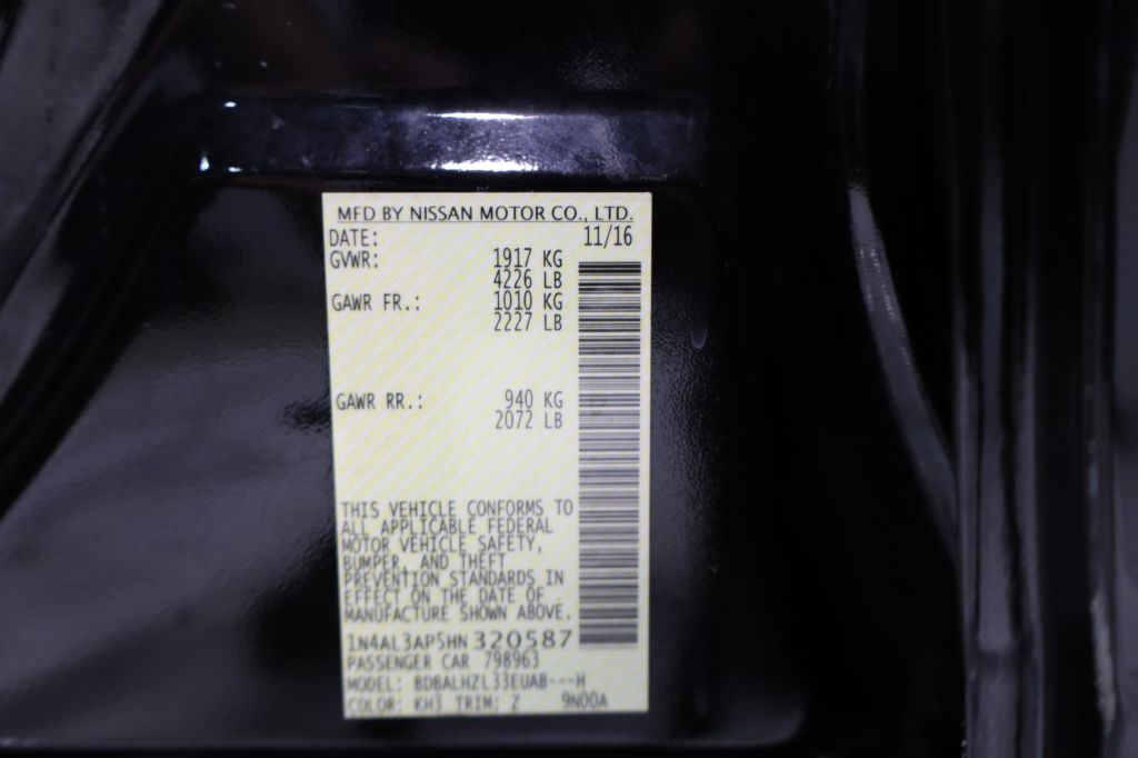 Photo 38 of this NISSAN ALTIMA