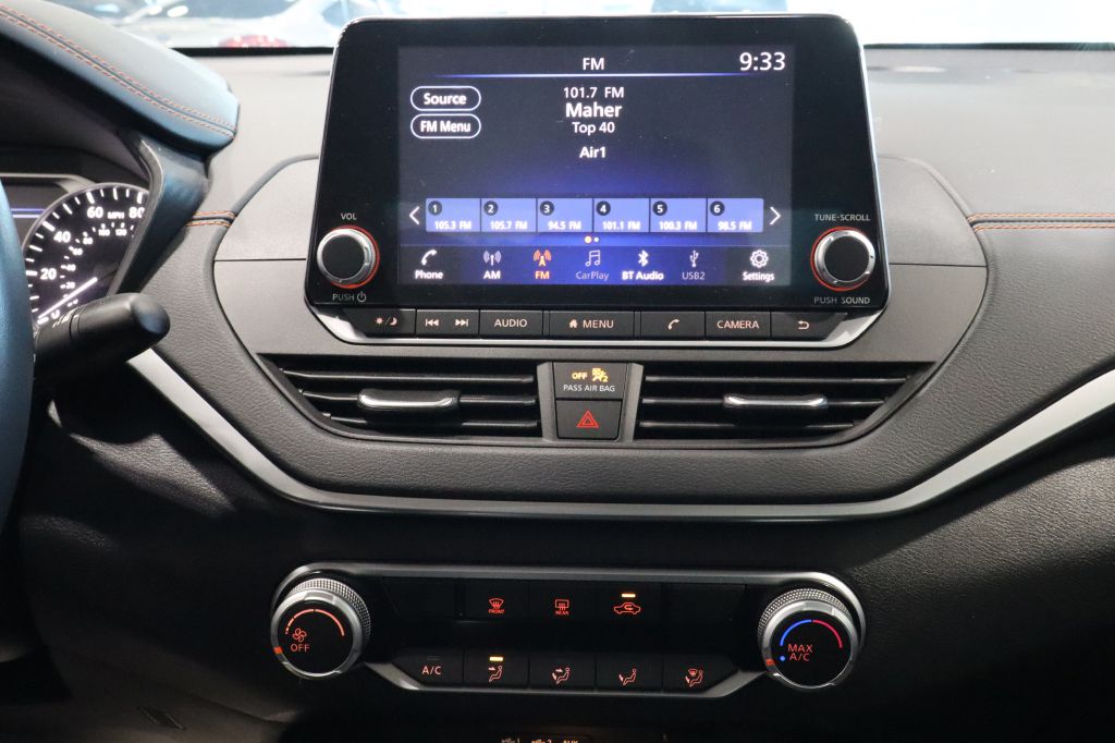 Photo 11 of this NISSAN ALTIMA