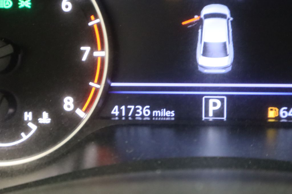 Photo 16 of this NISSAN ALTIMA