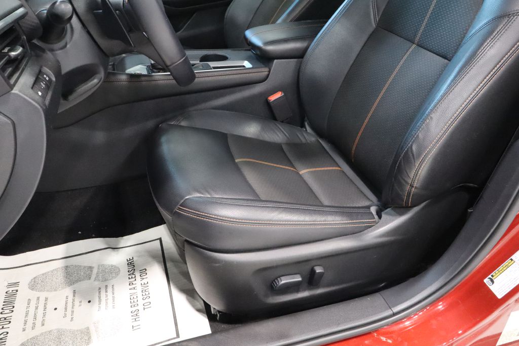 Photo 18 of this NISSAN ALTIMA