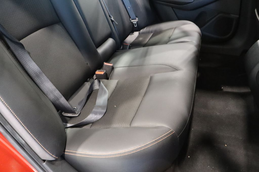 Photo 25 of this NISSAN ALTIMA