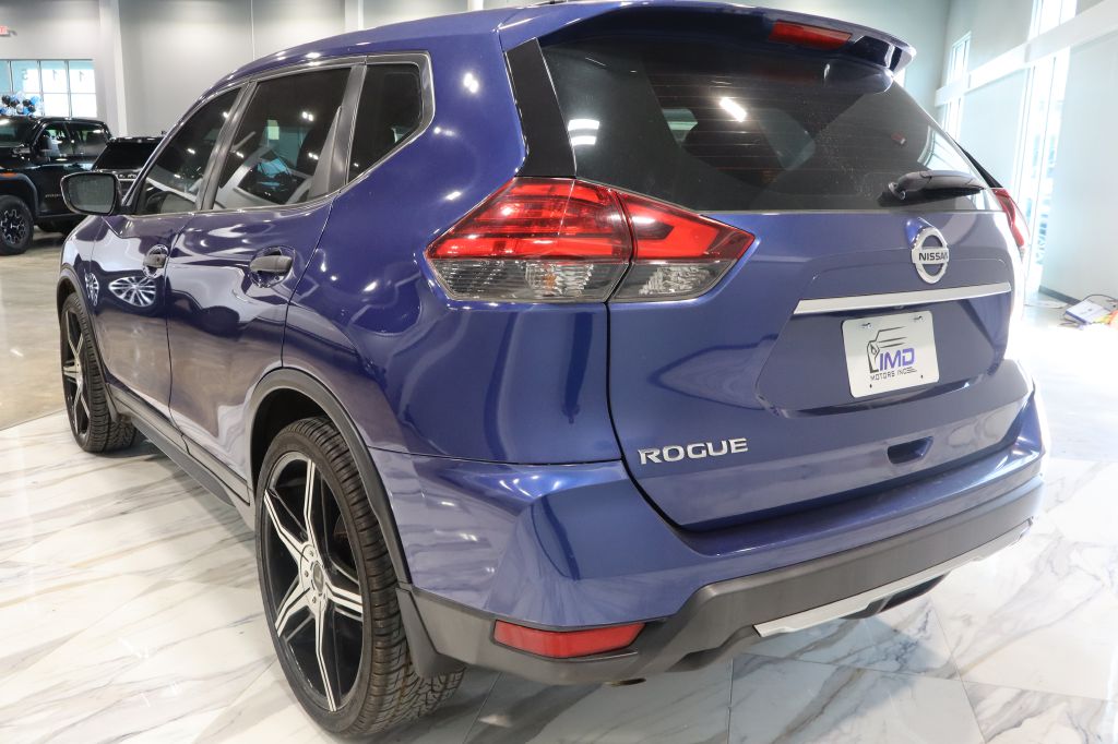 Photo 4 of this NISSAN ROGUE